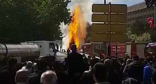 Ankara adliyesi önünde yangın