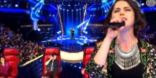 Ölen kardeşi için söyledi Hey Gidi Karadeniz